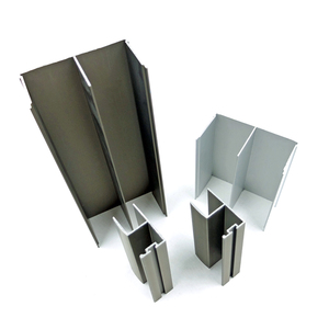 Profil d'extrusion d'alliage d'<span class=keywords><strong>aluminium</strong></span> argenté anodisé <span class=keywords><strong>pour</strong></span> la <span class=keywords><strong>porte</strong></span> <span class=keywords><strong>de</strong></span> garde-robe <span class=keywords><strong>de</strong></span> <span class=keywords><strong>placard</strong></span> - Product Image 4