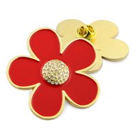Épingles à revers sportives sans MOQ, badges en émail personnalisés pour équipes de football et de baseball, échantillons rapides et prix en gros