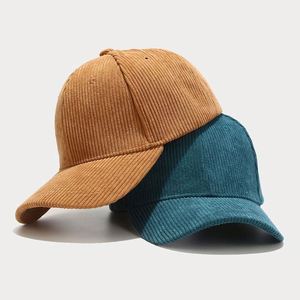 Casquette de baseball structurée en velours côtelé pour femmes et hommes, idéale pour l'automne et l'hiver, pour les activités de plein air et le sport, avec logo brodé personnalisé - Product Image 2