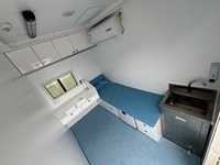 Clinique mobile diesel personnalisée et portable avec équipement d'échographie et chariot médical pour les soins d'urgence