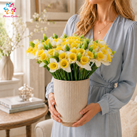 Bunga Narcissus Buatan yang Terasa Seperti Asli |   Buket Bunga Daffodil Seperti Asli |   Bunga Musim Semi Palsu Grosir untuk Dekorasi Pernikahan dan Rumah