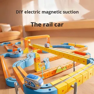 Nouveauté : Jouet éducatif polyvalent avec rails de train électriques pour enfants, cadeau d'anniversaire idéal pour les garçons et les filles - Product Image 1