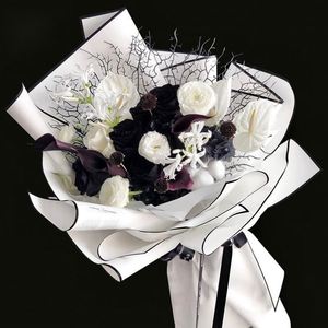 Film plastique imperméable mat 56CM*56.5CM pour emballer les bouquets de fleurs avec impression bicolore - Product Image 3