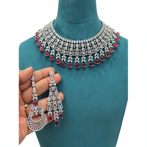 Ensemble collier et boucles d'oreilles en laiton plaqué argent de qualité supérieure, bijoux pour femmes, cadeau de mariage, de fiançailles ou de fête - Product Image 2