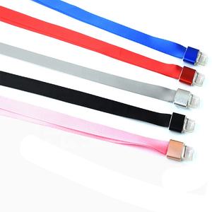 <span class=keywords><strong>Porte</strong></span>-<span class=keywords><strong>badge</strong></span> avec lanière avec logo <span class=keywords><strong>Porte</strong></span>-<span class=keywords><strong>badge</strong></span> de carte d'identité en silicone personnalisé Lanière de mode avec <span class=keywords><strong>porte</strong></span>-carte d'identité - Product Image 5