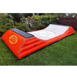 Plate-forme gonflable personnalisée en PVC, tapis d'air, rampe de piscine en U, rampe de skateboard, rampe d'atterrissage pour les sports de skate - Product Image 5