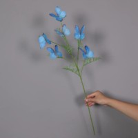 Vente en gros de fleurs artificielles en soie en forme de papillon pour des arrangements floraux créatifs et des designs de fleurs décoratifs