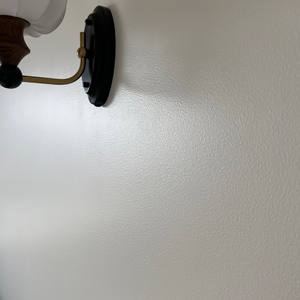 Pintura de Pared de Emulsión Acrílica de Seda para Interiores, Antifúngica, de la Marca Asia Paints, para Paredes y Techos, con Carta de Colores - Product Image 2