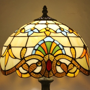 LongHuiJing High Quality Antique Stained Glass Table Lamp Wisteria Desk Lights Baroque Style Glass Lampshade Light - Product Image 5