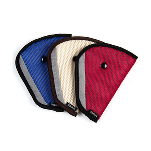 Ajustador de cinturón de seguridad para niños, fijador triangular, material de malla beige, almohadilla para el hombro para asientos de coche para bebés - Product Image 3