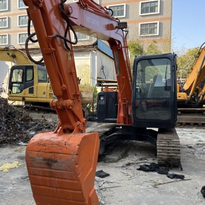 Excavatrice sur chenilles Hitachi ZX70 d'occasion, moteur d'origine, compacte, pour travaux de terrassement municipaux, bon état, prête à l'exportation - Product Image 6