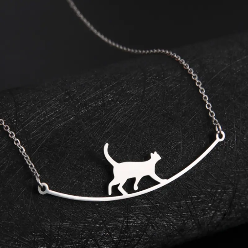 New Fashion Simple Arc Cat Personalized Stainless Steel Jewelry Cute Animal Walking Cat Collar Chain Necklace