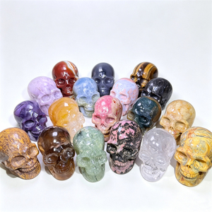 Calaveras de Cristal Natural Mixto Talladas, Calaveras de Piedras Preciosas Pulimentadas, Venta al por Mayor, Estatuas Personalizadas <span class=keywords><strong>para</strong></span> Decoración del Hogar, Colección de Regalos - Product Image 1