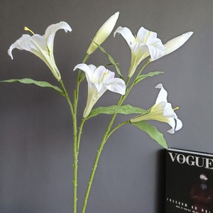 Vente en gros de fleurs de lys en soie de haute qualité, populaires, pour la décoration de mariage et de la maison - Product Image 5