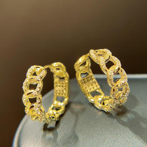 Boucles d'oreilles créoles en alliage plaqué or avec fermoir, bijoux de fête tendance, accessoire de mode unisexe - Product Image 5