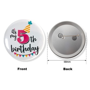 Insignia Redonda de Hojalata con Diseño de Dibujos Animados 'Es <span class=keywords><strong>Mi</strong></span> <span class=keywords><strong>Cumpleaños</strong></span>' con Texto y Número, Lindo Pin Decorativo para <span class=keywords><strong>Cumpleaños</strong></span> Infantiles de Primera Fiesta - Product Image 2