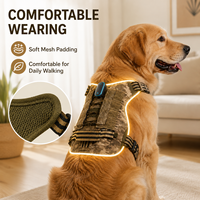Harnais pour chien Qcool avec distribution de pression, sangle en nylon anti-traction, poignée dorsale, anneau en D métallique, pour l'entraînement en extérieur, taille moyenne, avec LED de sécurité pour animaux de compagnie