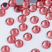 Strass brillants en verre rouge Padparadscha à dos plat, à facettes, thermocollants, pour la décoration intérieure, le nail art, les sacs et les chaussures