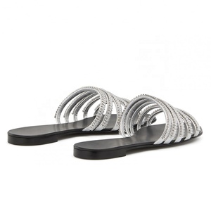Sandales plates de luxe avec strass pour femmes, chaussures saisonnières à la mode, <span class=keywords><strong>2020</strong></span> - Product Image 4