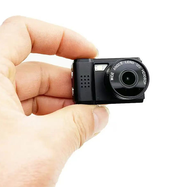 Very Cute Polarized Tiny Small Flashing Photo Video Recording Vintage Sports Pocket-sized Camera Keychain Hd Mini Camera