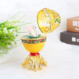 Caja de Joyería de Metal con Diseño Exquisito, Hecha a Mano, con Pedrería de Colores, Estilo Fabergé, Adornos Metálicos - Product Image 4