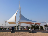 Estructura de Acero Personalizable para Cancha Deportiva, Resistente a los Rayos UV, Ligera, Resistente al Fuego, con Membrana Tensada, Soldada y Cortada, para Baloncesto