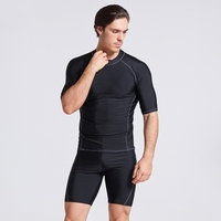 Ensemble Rash Guard pour Homme à Manches Courtes, Combinaison de Natation et de Surf Séparée, Séchage Rapide, Protection UV, Haut de Plongée, Short de Bain Longueur Genou