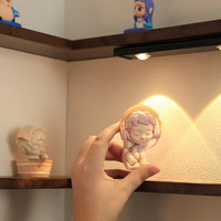 Étagère d'angle murale en bambou, présentoir multi-niveaux pour figurines et jouets, étagère murale en bois, présentoir d'angle pour poupées et jouets
