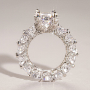 Anello Floreale per Donne, Accessorio da Dito Semplice e alla Moda per Uso Quotidiano - Product Image 1