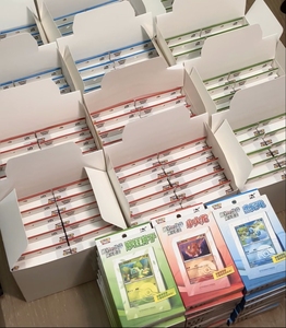 Pokémond 151 : Le Premier Coffret de Cartes Partenaires - Collection Officielle de Cartes à Collectionner Bulbasaur, <span class=keywords><strong>Charmander</strong></span> et Squirtle - Product Image 2