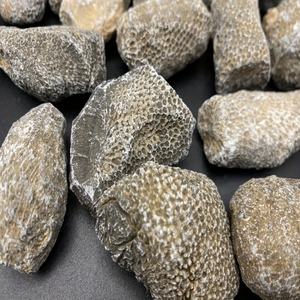 Cristal Curativo Pulido Ecológico al por Mayor, Piedra en Bruto con Forma Irregular para Decoración del Hogar - Product Image 1