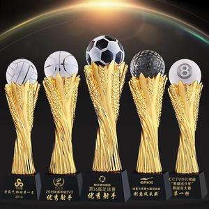 Trophée multisports doré avec balles 3D - Volleyball, Basketball, Football, Golf et Billard, base personnalisable pour les champions - Product Image 3