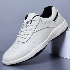 Chaussures bateau pour hommes en cuir véritable à bout rond, semelle extérieure en caoutchouc, semelle intermédiaire en EVA, style coréen, décontractées pour l'automne - Product Image 2