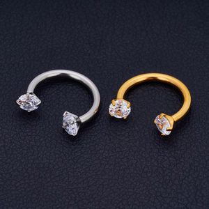 ต่างหูไทเทเนียม ASTM F136 รูปเกือกม้า สำหรับเจาะจมูก หู ริมฝีปาก กระดูกอ่อน ขนาด 16G ประดับเพชรซิคอน เหมาะสำหรับเจาะหู จมูก ริมฝีปาก กระดูกอ่อน - Product Image 2