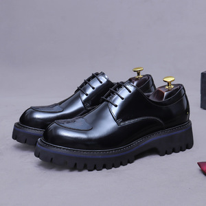 Chaussures en cuir pour hommes, nouvelle tendance décorative, à lacets, légères, rehaussantes, à semelle épaisse, personnalisées et polyvalentes - Product Image 3