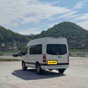 Foton Toano <span class=keywords><strong>Van</strong></span> 2021 Tongtu 2.0T Manual Eje Corto Techo Medio Coches Usados 5/6 Asientos <span class=keywords><strong>Autobús</strong></span> Volante a la Izquierda Diésel Foton Toano Auto - Product Image 4