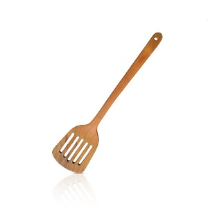 Ensemble de cuisine Cherry Blossom, fabriqué en bois de teck massif à 100 %, alliant durabilité et beauté naturelle pour un ensemble d'ustensiles de cuisine sécurisé. - Product Image 5