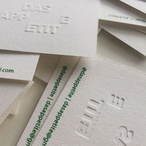 <span class=keywords><strong>Tarjetas</strong></span> <span class=keywords><strong>de</strong></span> Visita <span class=keywords><strong>de</strong></span> Lujo con Relieve Personalizado, Impresión Tipográfica en Papel <span class=keywords><strong>de</strong></span> Alta Calidad para Muestras <span class=keywords><strong>de</strong></span> Diseño Rápido, Negociaciones con Pequeñas Empresas - Product Image 2