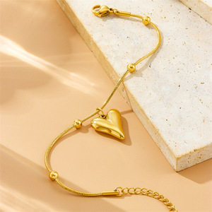 Nuovo europeo e americano Dinky braccialetti di perline distinti oro cuore ciondolo bracciale per il tempo libero ogni giorno indossare gioielli per le donne - Product Image 2