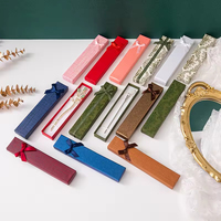 Boîte cadeau de luxe en papier avec logo personnalisé, boîte d'emballage rectangulaire pour bijoux avec couvercle et base pour présentation en magasin
