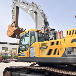 Excavatrice sur chenilles d'occasion Volvo EC480DL, durable et efficace, moteur 265KW, godet de 3,8m, système hydraulique contrôlé par PLC, en vente - Product Image 2