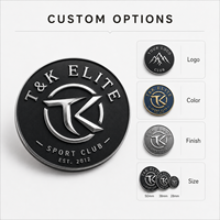 Écusson 3D personnalisé en TPU en relief, logo argenté métallisé, badge en caoutchouc noir texturé, étiquettes pour vêtements de club sportif et marque de vêtements