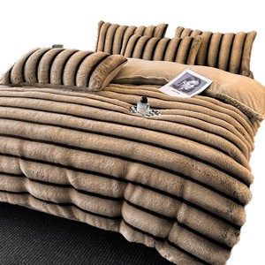Juego <span class=keywords><strong>de</strong></span> Cama <span class=keywords><strong>de</strong></span> Felpa <span class=keywords><strong>de</strong></span> Conejo Grueso <span class=keywords><strong>de</strong></span> Cuatro Piezas, Terciopelo <span class=keywords><strong>de</strong></span> Leche, Franela Cálida <span class=keywords><strong>de</strong></span> Invierno, <span class=keywords><strong>Funda</strong></span> <span class=keywords><strong>de</strong></span> Edredón <span class=keywords><strong>de</strong></span> Felpa <span class=keywords><strong>de</strong></span> Coral, Estilo Nórdico, Poliéster - Product Image 5