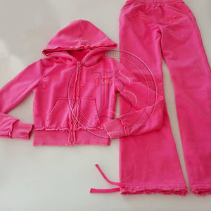 กางเกงวอร์มผู้หญิงลายขาดๆ แต่งโลโก้วินเทจ ล้างสีแบบแอซิด ชุดเสื้อผ้าผู้หญิง 2 ชิ้น ชุดเซ็ตแทรคสูท ผ้าฝ้าย ชุดจ็อกเกอร์ เสื้อฮู้ดดี้ ชุดวอร์ม - Product Image 2