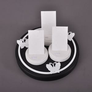 Expositor de Joyería de Piel Sintética de Lujo Personalizado para Exhibición de Aretes y Pendientes de Aro, para Uso en Tiendas - Product Image 3