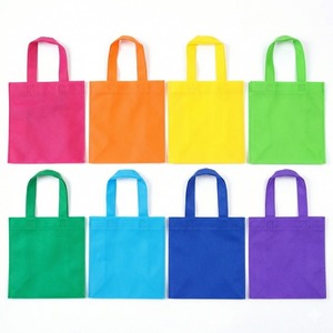 Sac fourre-tout écologique réutilisable en non-tissé, petits sacs cadeaux avec poignée pour promotion, logo personnalisé, vente en gros, 20x20cm - Product Image 6