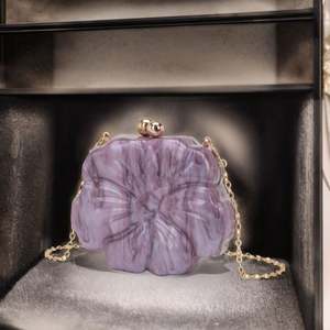 Sac à bandoulière élégant et moderne en forme de dollar avec paillettes roses et strass - Product Image 3