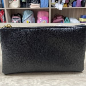 Pochette en cuir avec fermeture éclair, style minimaliste, usage quotidien, noir - Product Image 5