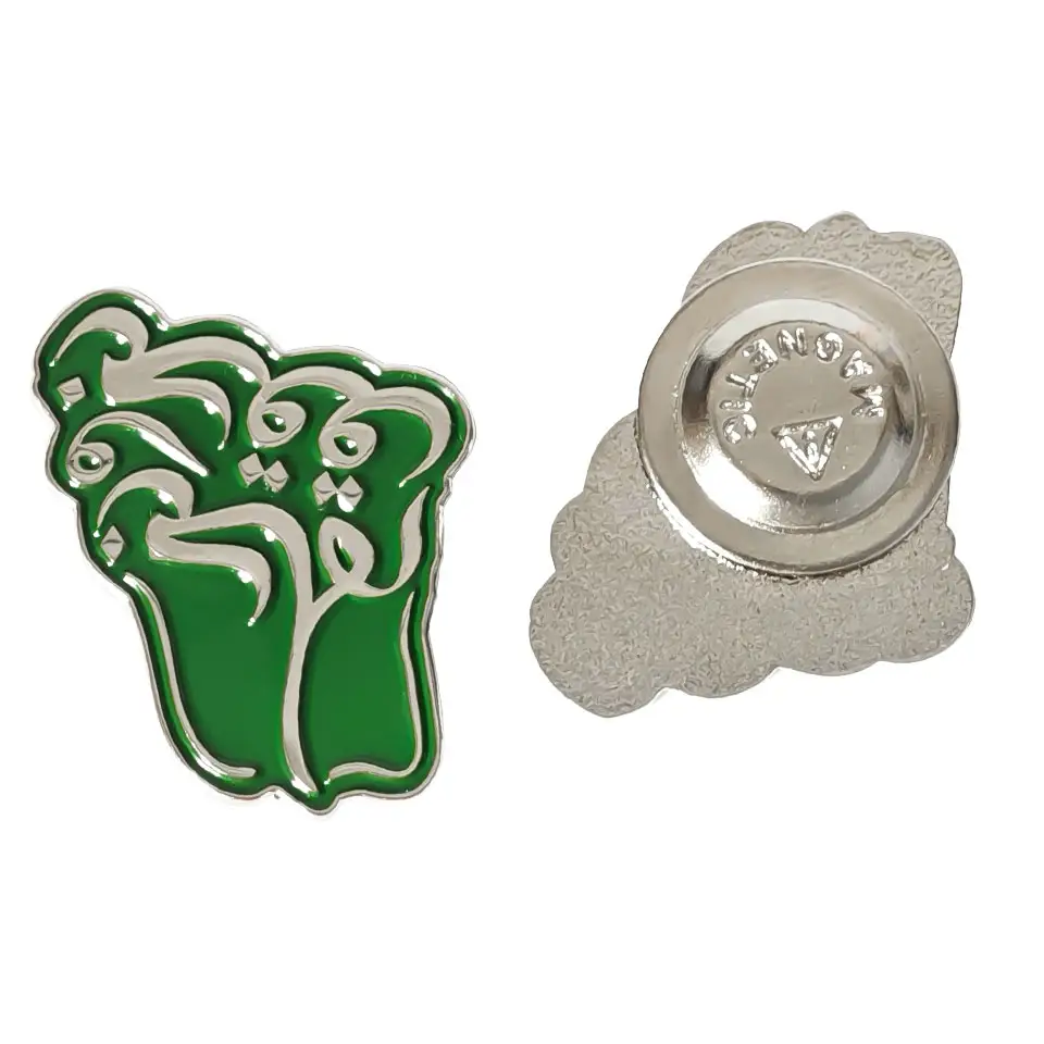 Fabricante al por mayor personalizado 2023 Arabia Saudita broche 93 Día Nacional emblema imán Pin bufanda artículos regalos mercancía