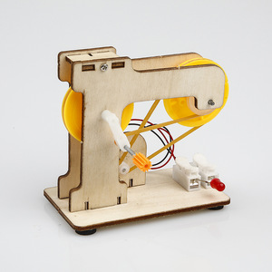 Houten doe-het-zelf handaangedreven generator - Technologie Natuurkunde Wetenschapsexperiment Kleine uitvinding Leermiddel voor onderwijs STEM Speelgoed - Product Image 4